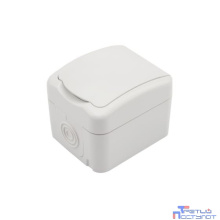 Rexant KR-78-0604  Розетка одноместная KRANZ Mini OG открытой установки с заземлением, IP54 белая
