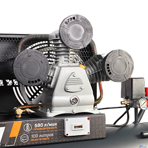 Компрессор PATRIOT KRX 580 L100 D [545302330] { поршневой, ременной, масляный, 580 л/мин, 100 л, 10 бар, 3 кВт, 400 В }