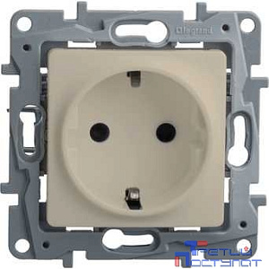Legrand 672322 Розетка 2К+З со шторками - немецкий стандарт - 16 А - 250 В~ - Etika - слоновая кость