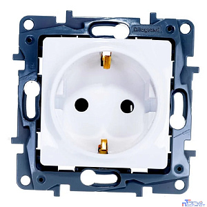 Legrand 672221 Розетка 2К+З - немецкий стандарт - 16 А - 250 В~ - Etika - белый