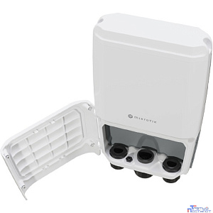 MikroTik CRS305-1G-4S+OUT Коммутатор FiberBox Plus, 1*1Gbit RJ45, 4*SFP+, outdoor case