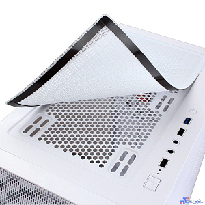 Ginzzu GL 390 боковая дверца закаленное стекло на петлях на магнитах, controller CRC10, 4* 12R6W FAN 12CM RGB Белый