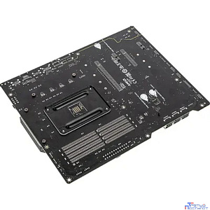MSI B550-A PRO {Soc-AM4 AMD B550 4xDDR4 ATX AC`97 8ch(7.1) GbLAN RAID+HDMI+DP}