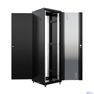 NTSS Шкаф напольный универсальный серверный NTSS R 42U 600х600мм, 4 профиля 19, двери стекло и сплошная металл, боковые стенки съемные, регулируемые опоры, разобранный, черный RAL 9005 NTSS-R42U6060GS